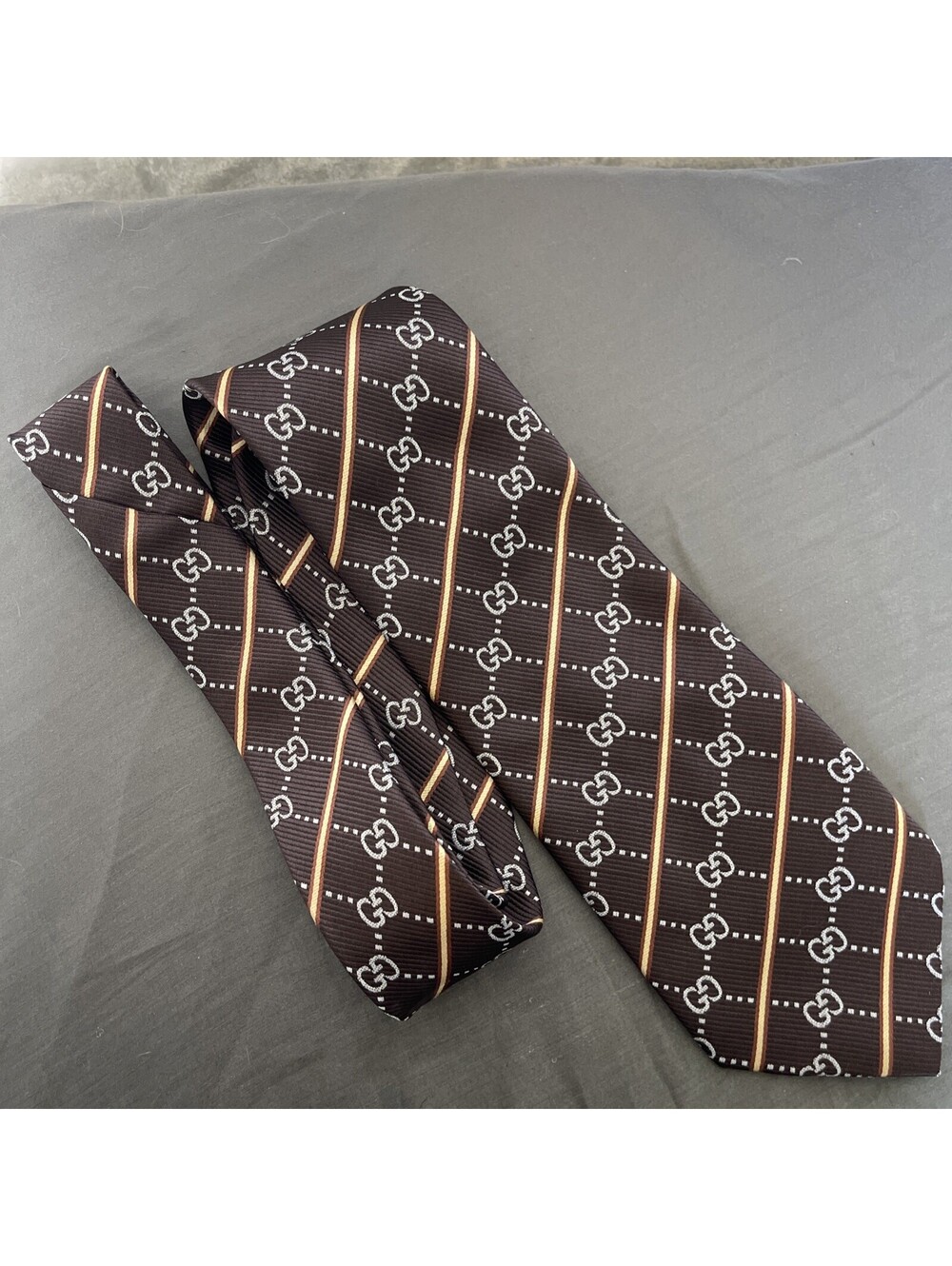 Vintage Silk Handmade Gucci Mens Neck Tie Saddle Brown Gold With Logo